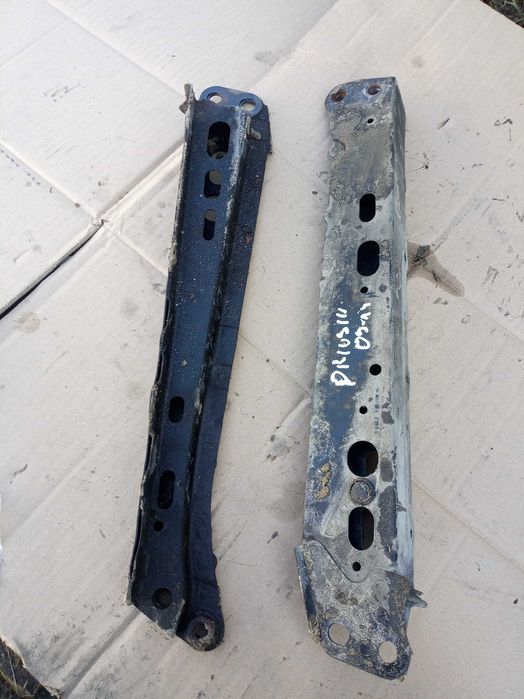 TOYOTA PRIUS III 09-15 1,8 hybrid wspornik sanek prawy lewy komplet