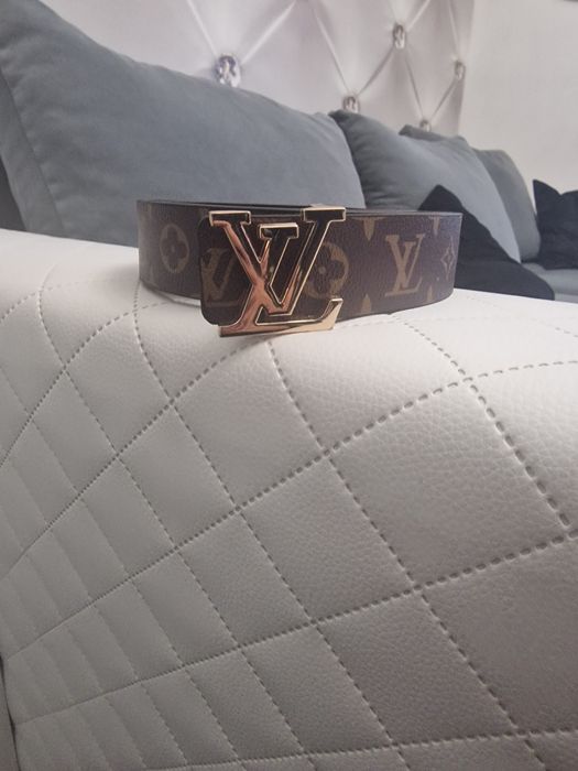 Pasek LV      .    .