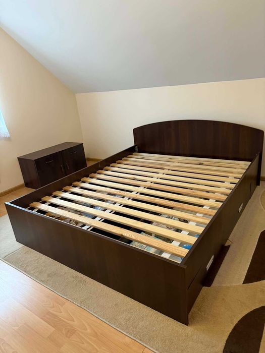 Łóżko sypialniane 200x160 plus dwie szafki sypialniane