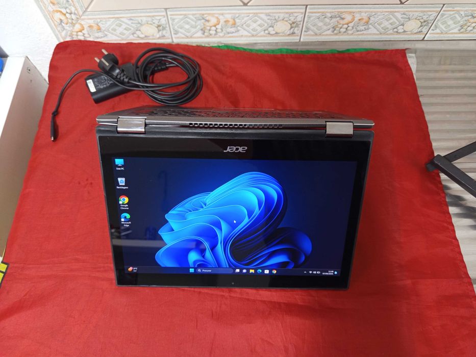 Ecrã Touch Core i5/Ram 16gb/SSD Nvme 256GB