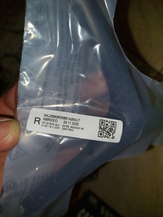 Nozki stopki Samsung 43 TU8002K