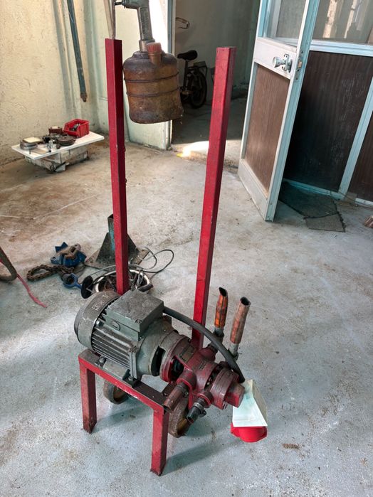 Motor de indução trifásico