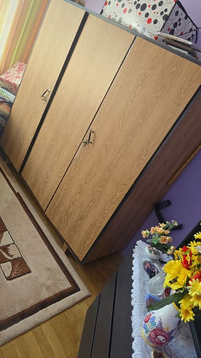 Dwie stare szafy... Szafa, duża szafa, szafy