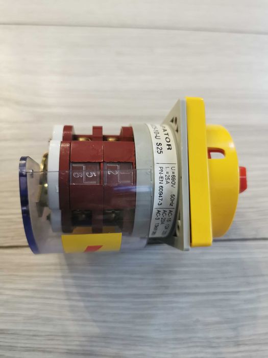 Apator 4G25-10-U S25 Łącznik Krzywkowy 25A