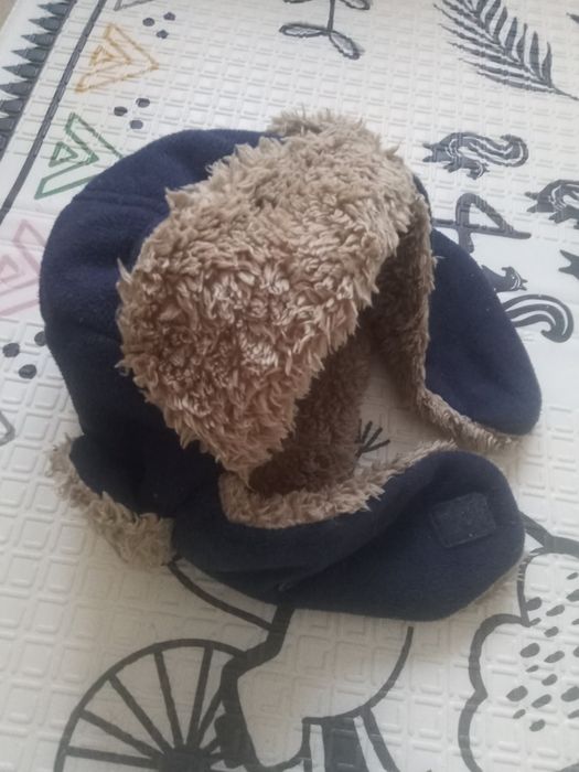 Ciepła zimowa czapka pilotka r. 51 cm. Tanio