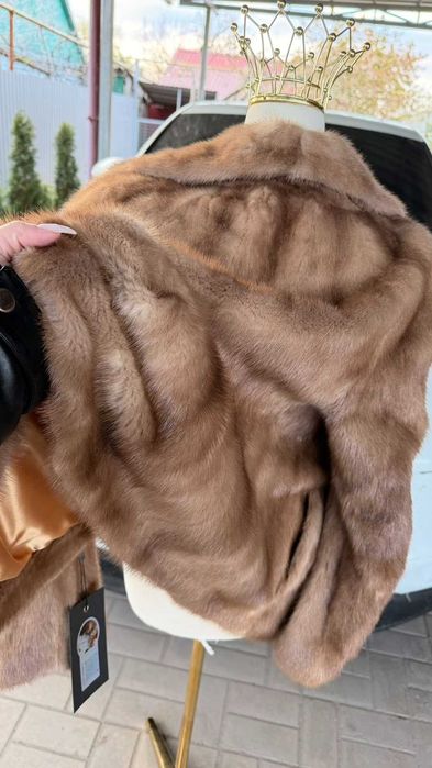 Шикарна норкова шуба , НОВА, Класика , SAGA FURS