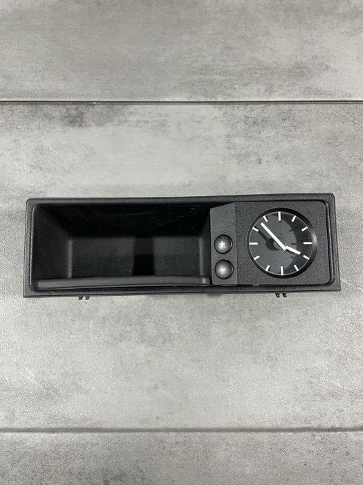 Рамка з часами Bmw E36 1977229/62131387414