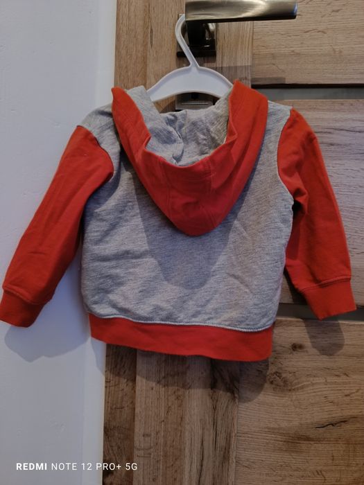 Bluza dresowa z kapturem