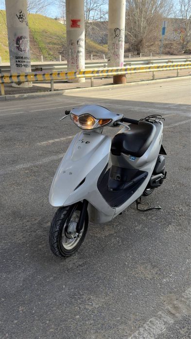 Продам мопед Honda dio
