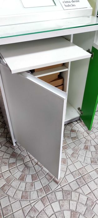 Balcão para comércio