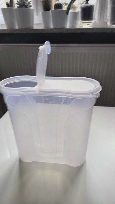 Pojemnik do przechowywania