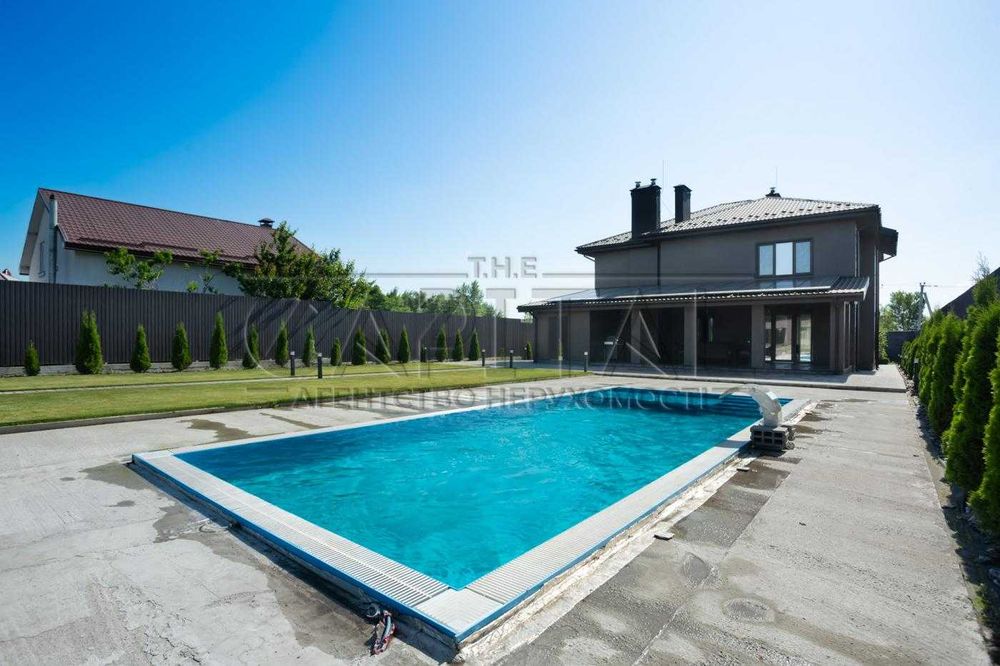 Продам автономний будинок 320м2 з бомбосховищем/басейном в с.Щасливе