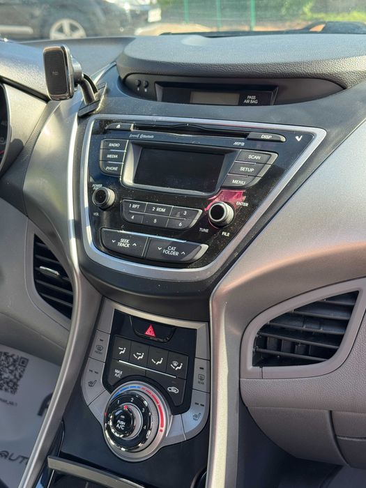 Продам Hyundai Elantra 2013 рік можлива розстрочка,кредит,обмін!