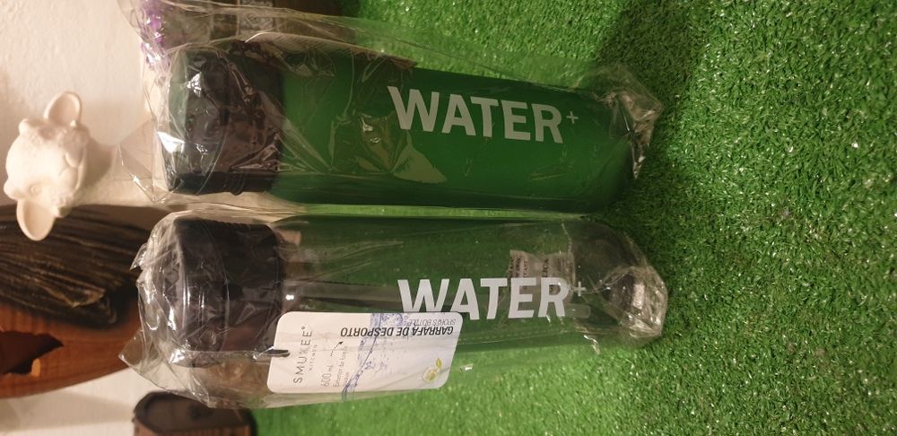 Garrafa água 《NOVO 》