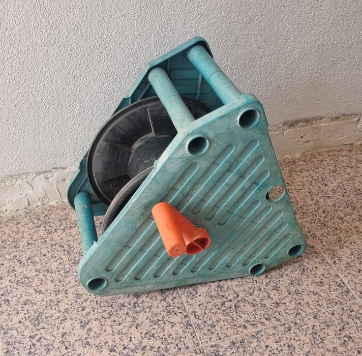 Suporte para Parede para enrolar a Mangueira