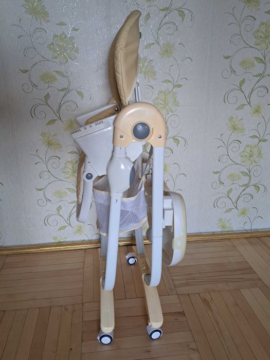 Стільчик для годування Camino