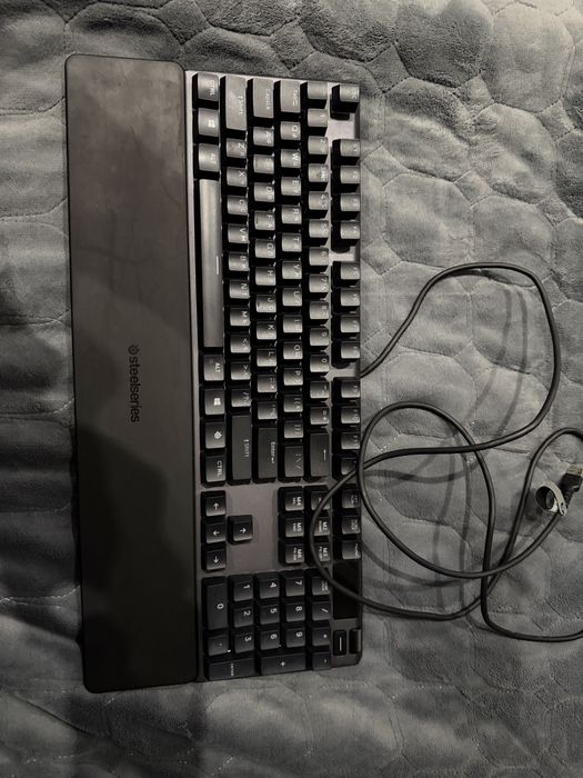 SteelSeries Apex 5 RGB | Hybrid Mechanical | Ідеальний стан