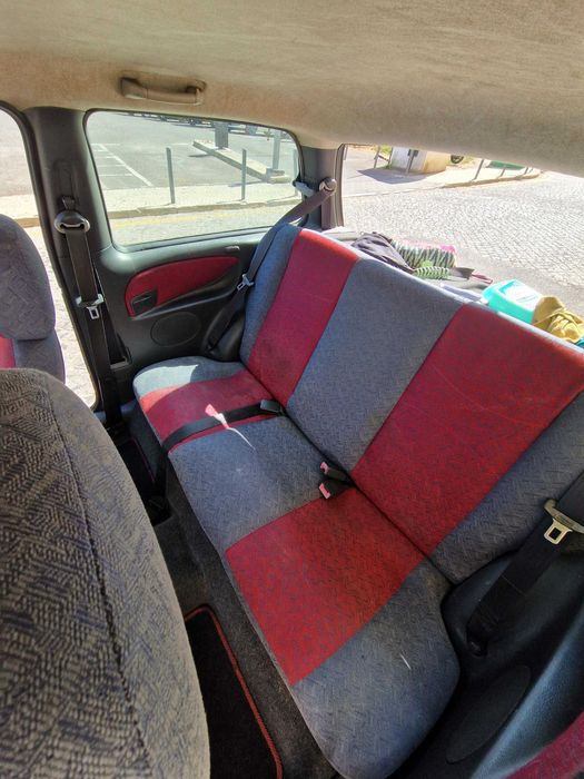 Lancia em super bom estado