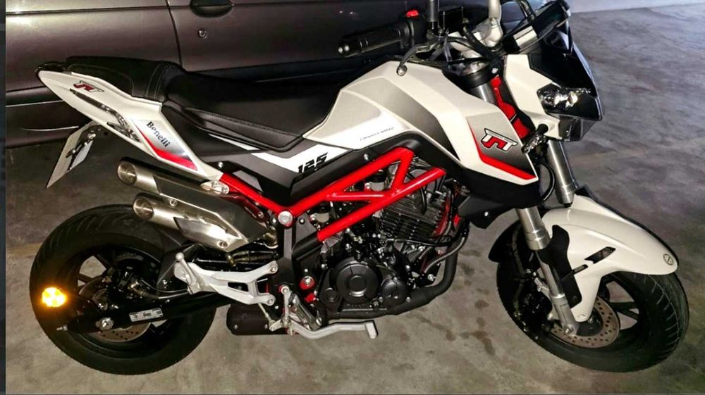 Benelli tnt 125 - como nova