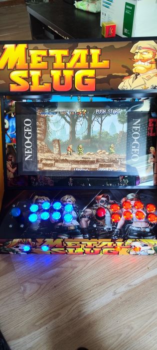 Máquina arcade multiplataforma (ecrã 24 polegadas)
