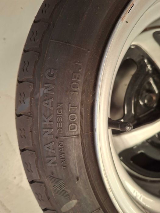 Jantes Rostyle Alargadas com pneus