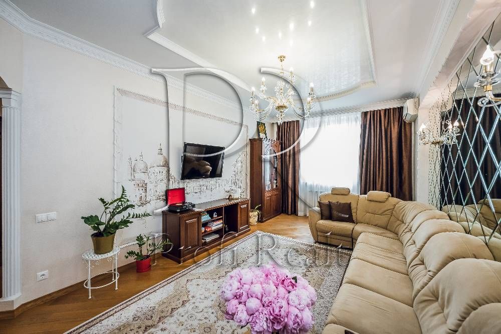 3к Квартира у жк/Голосіївський район/метро Деміївська/підземний паркін