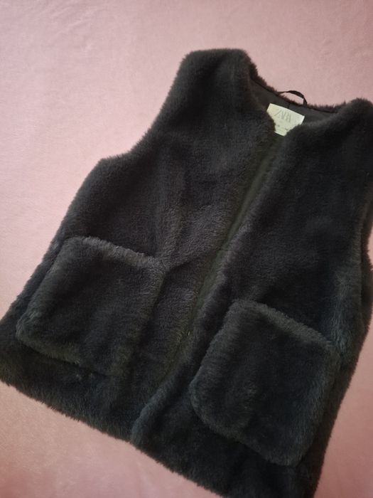 Желетка Zara 140