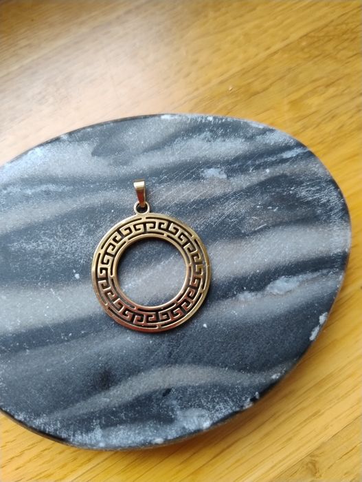 Zawieszka wisiorek koło, metal w kolorze starego złota