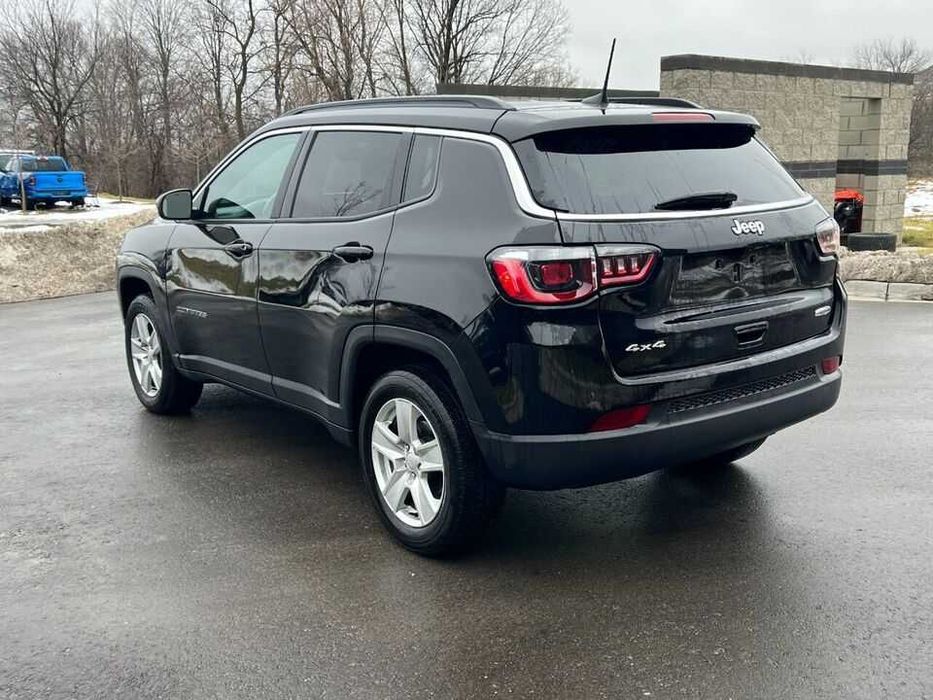 2022 Jeep Compass Latitude 4x4 4dr SUV