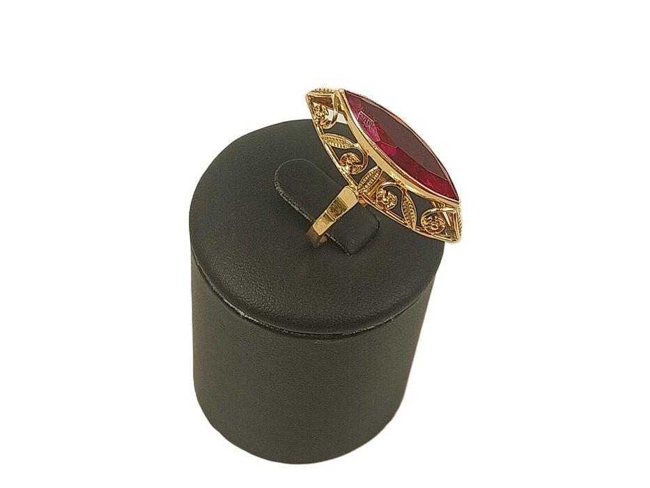 Złoty pierścionek SYNT.RUBIN 585 5,86G R.15