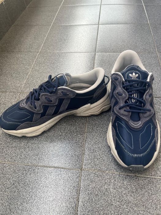 Sapatilhas Adidas ozweego