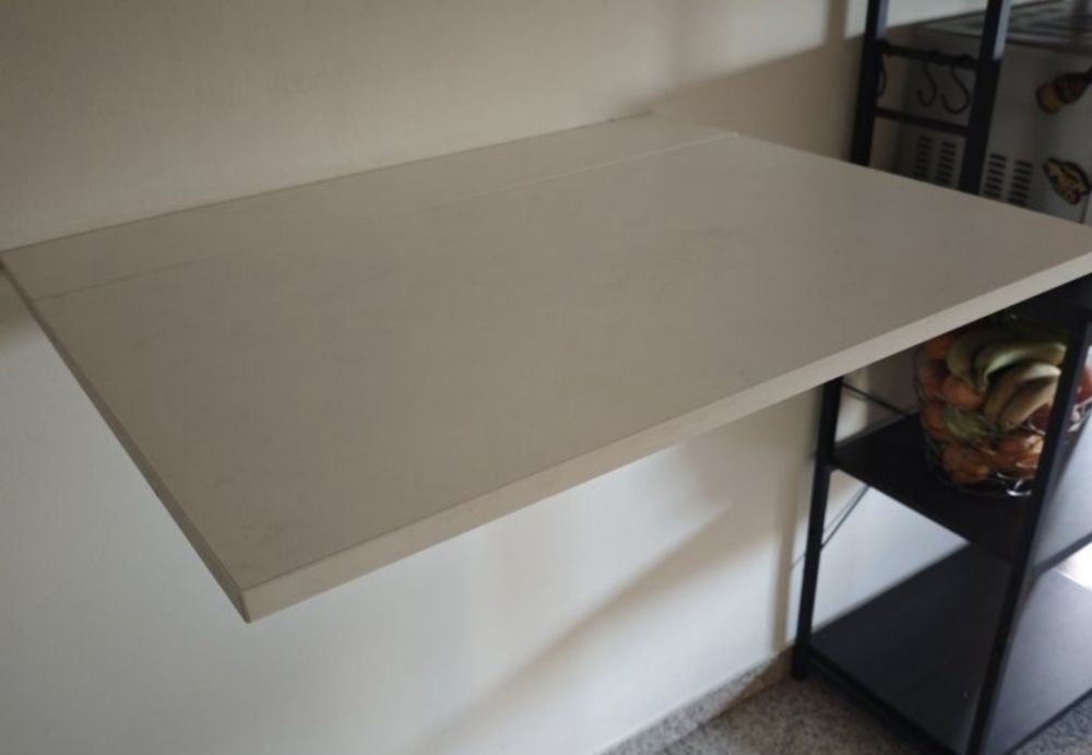 Mesa de cozinha de parede