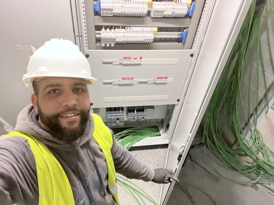 Eletricista baixa tensoa