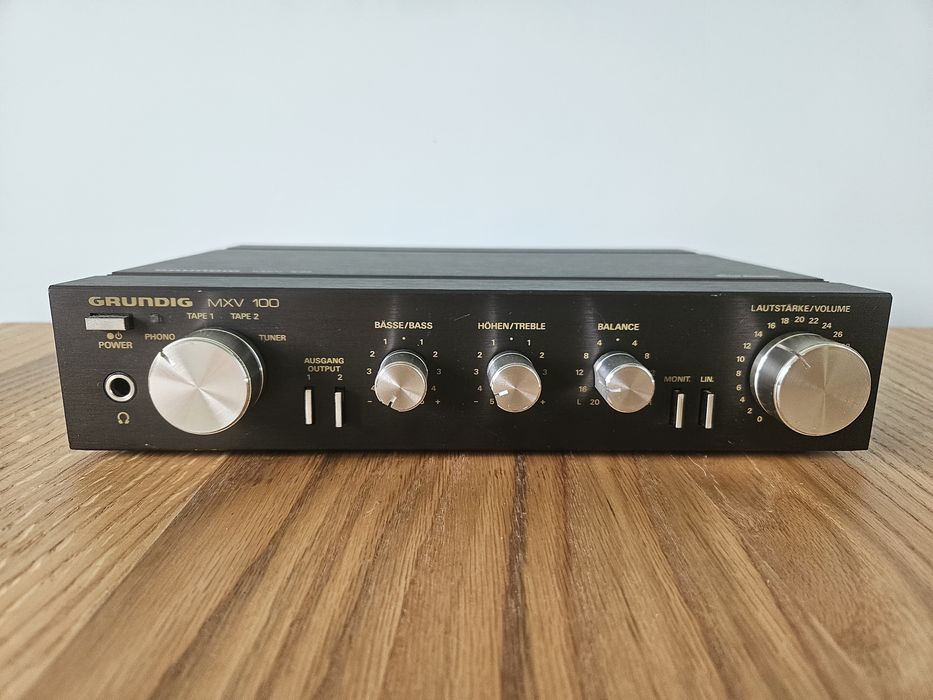 Grundig MXV 100 – klasyczny przedwzmacniacz vintage.