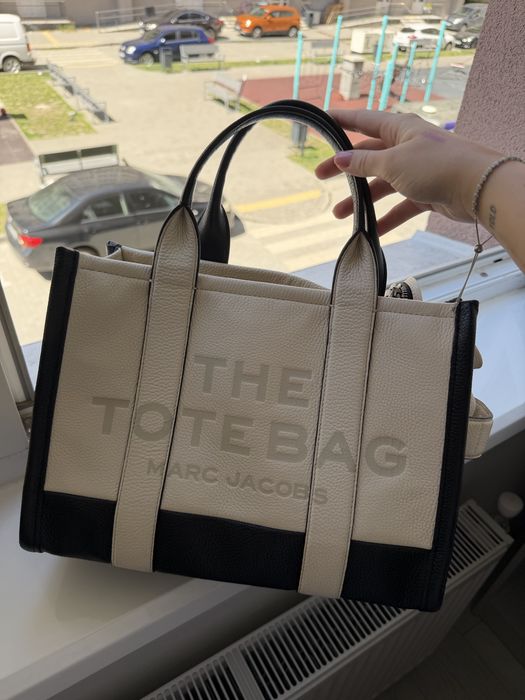 Marc Jacobs Tote Bag The Leather