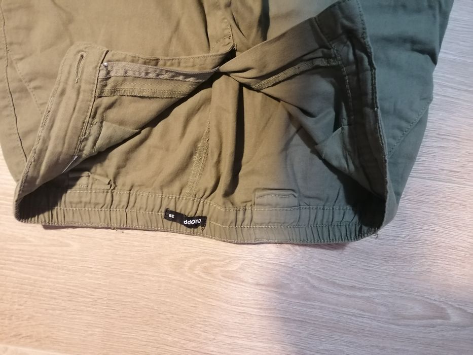 Joggery damskie Cropp M