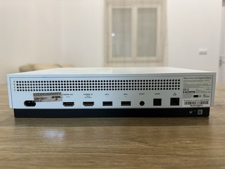 Xbox One S 1TB Digital Edition