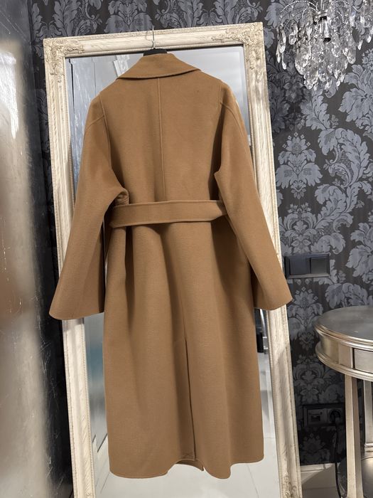 Розкішне пальто Blumarine Cos Max Mara 2 шт синє і кемел пальто батал