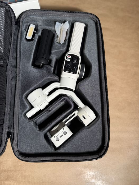 Sprzedam smooth 5s combo gimbal statyw do telefonu