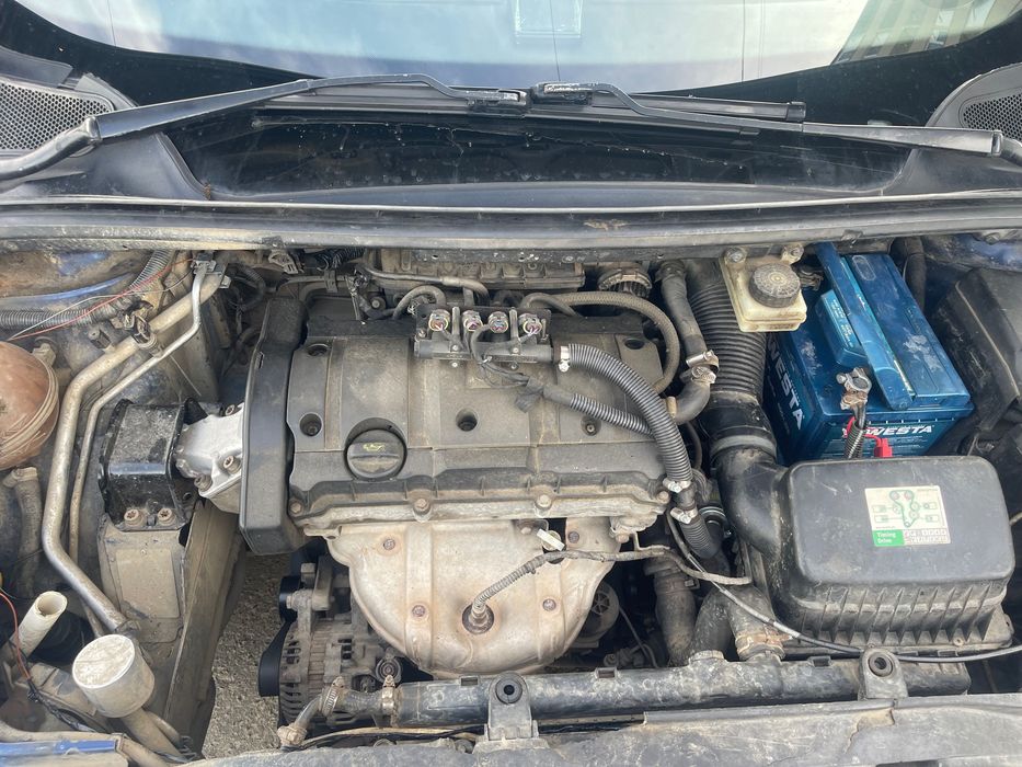 Автомобілі продаж 2300