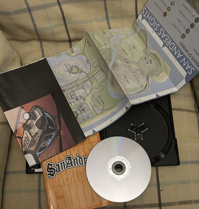 Vendo GTA Sanandreas PS2