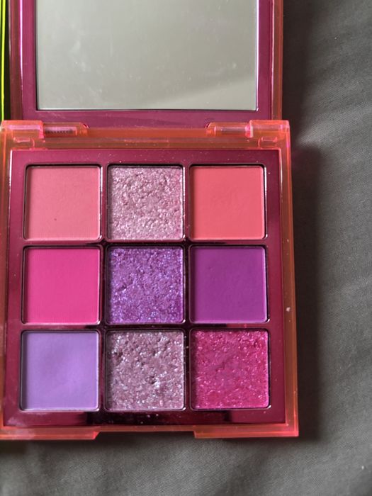Paleta cieni  huda beauty