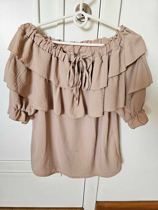 Blusa com folhos, bege