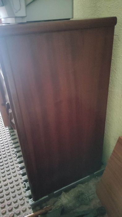 Cama  c estrado e móvel