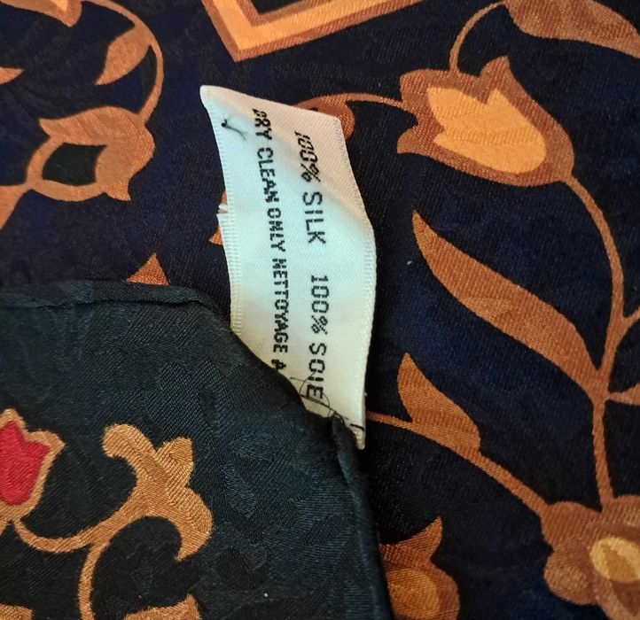 Yves Saint Laurent - Lenço de Seda Vintage