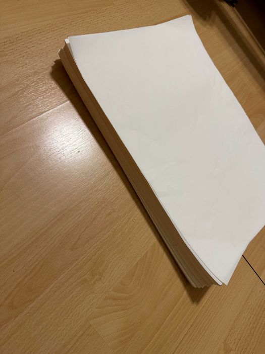 Крафт-папір в аркушах