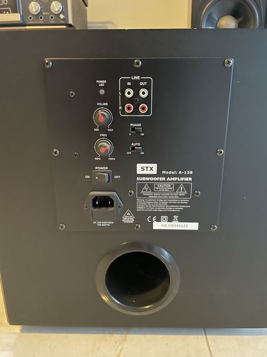 Subwoofer  STX A - 138  aktywny