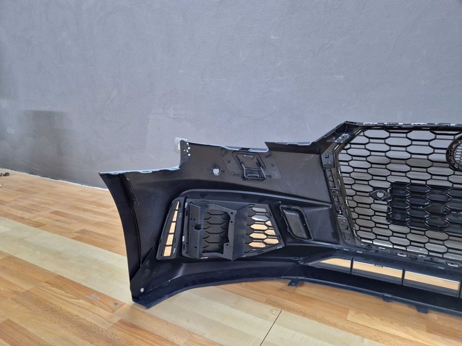 Передний бампер ауди а4 в9 AUDI A4 B9 2015-2019 год  RS4