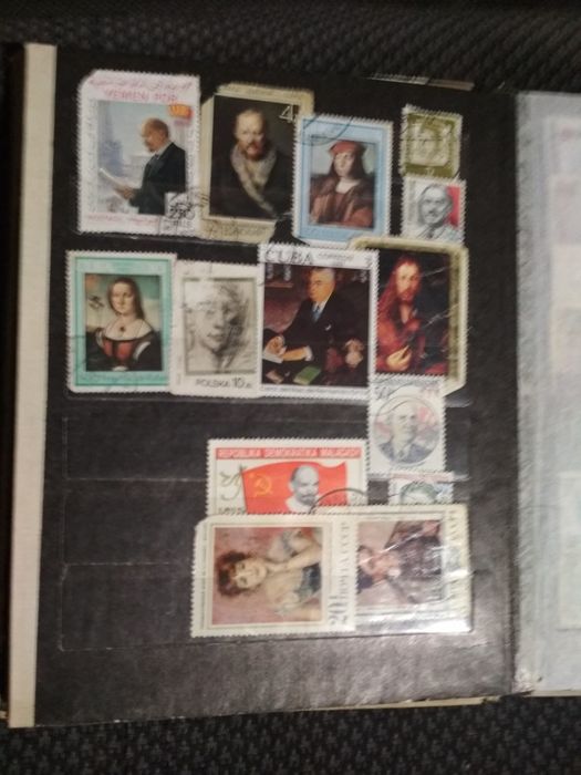 Альбом со старыми марками,и календари.Обмен .