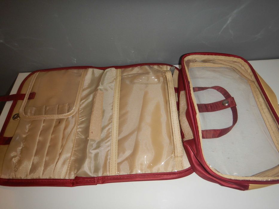 Torebka podręczna na kosmetyki travel bag